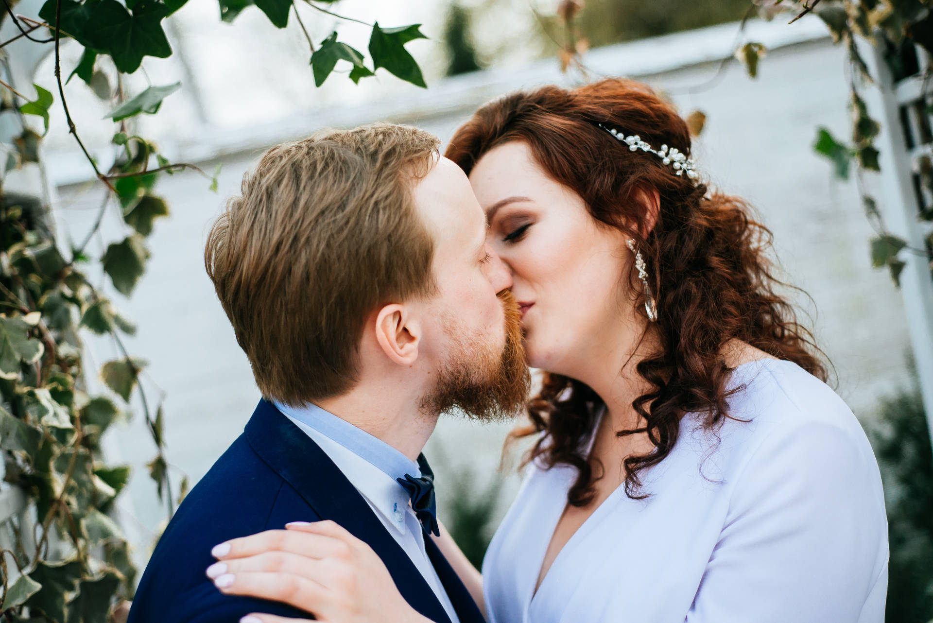 Fotografia ślubu cywilnego w plenerze, zawartego w Sopocie